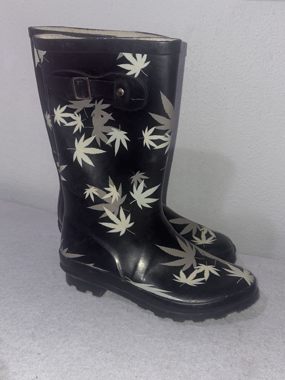 Women's Black Rubber Rain Boots with White Leaf Pattern